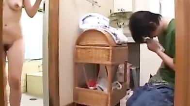 Chinese MILF Wants Dick in Her Cunt