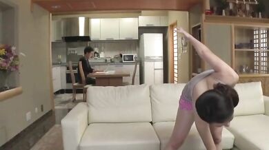 Sexy Chinese Milf Enjoys Stimulating Massage