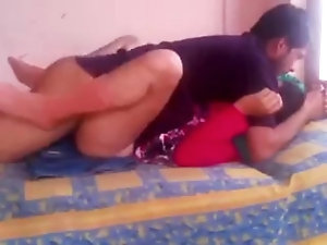 Indian mom gladly spreads for fucking in the homemade video